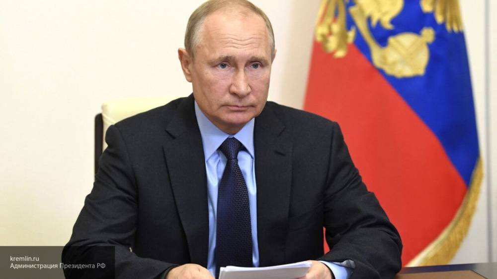 Путин заявил, что снятие ограничений из-за COVID-19 нужно согласовывать со специалистами