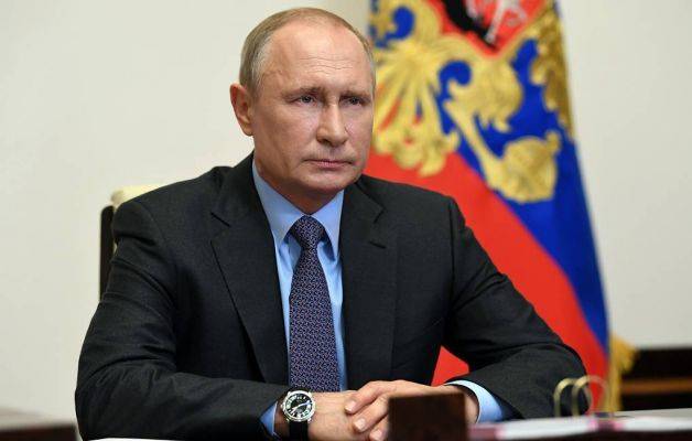 Путин поблагодарил Минобороны за открытие медцентров для лечения Covid-19