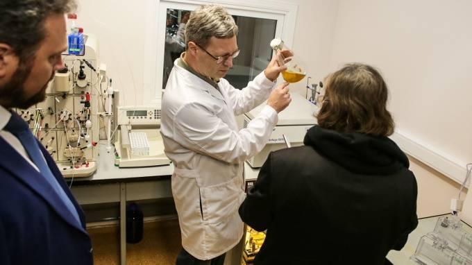 Петербургские ученые разрабатывают назальный спрей для лечения коронавируса