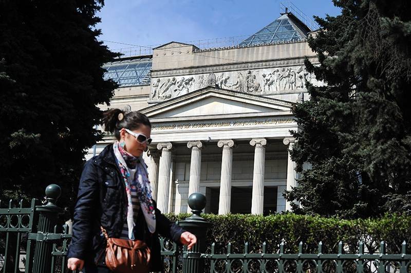 Украина занесла в черный список Эрмитаж и Пушкинский музей