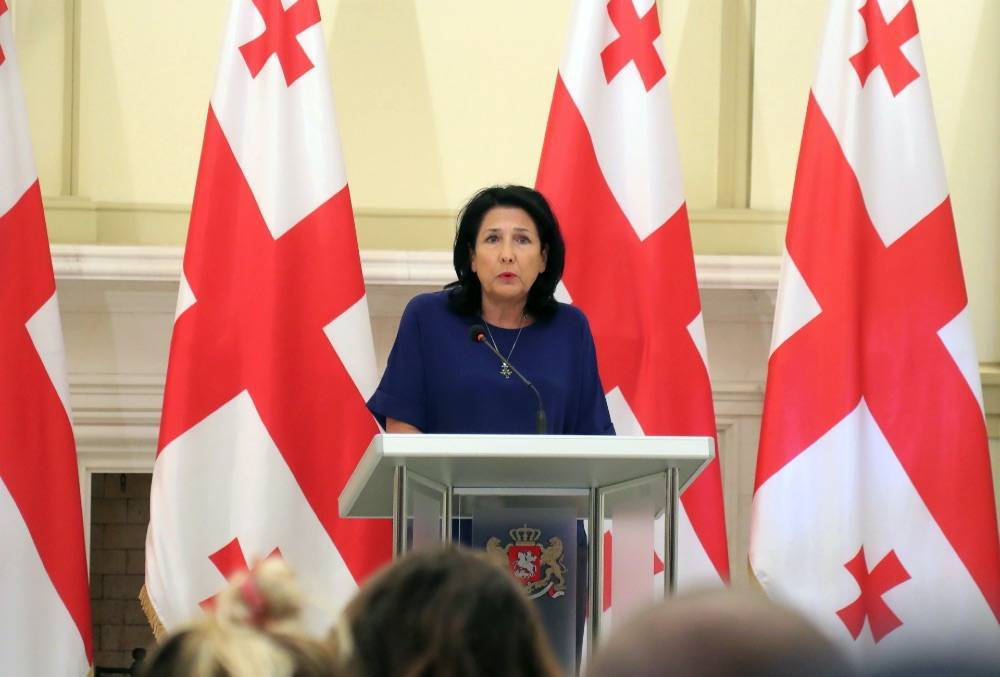 Президент Грузии помиловала экс-мэра Тбилиси и бывшего министра обороны