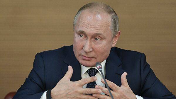 Путин потребовал избавиться от «хрипов» и «примазавшихся» в строительной документации