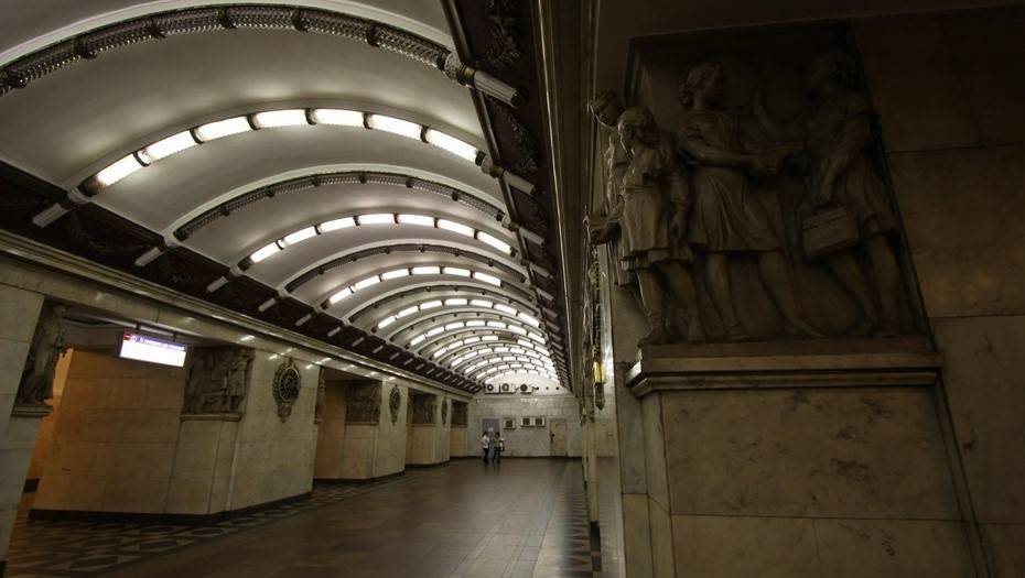 Фигуранта дела о потасовке из-за маски в метро отправили под домашний арест