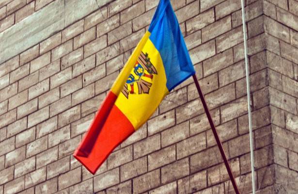 В Молдове официально сняли режим ЧП, но оставили ограничения