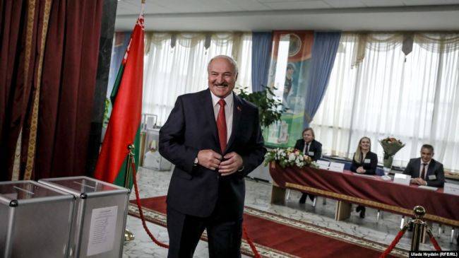 От санитарки до банкира — кто хочет стать президентом Белоруссии?