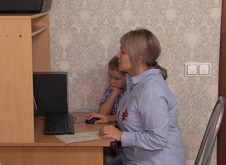 Глазовские семьи с детьми смогут получить около 30 тысяч рублей