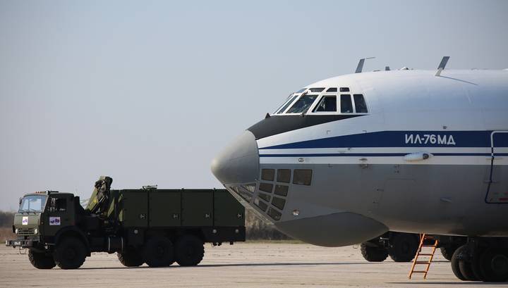 Третий самолет ВКС РФ вылетел из Сербии в Россию