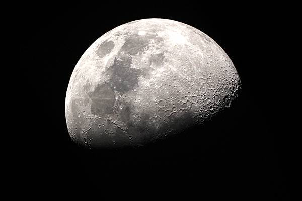 «Роскосмос» пригласил NASA обсудить совместные проекты по освоению Луны