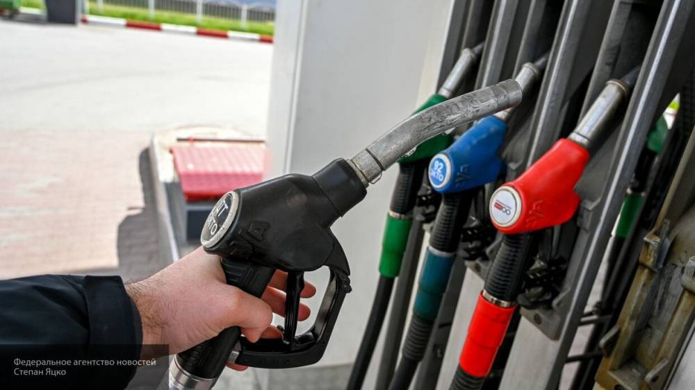 Продажи бензина в Москве сократились на 20%