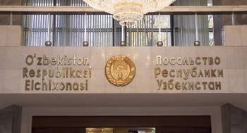 В России начали выплату денежной помощи узбекистанцам. Посольство выдало 1,2 млн рублей 190 студентам и другим гражданам