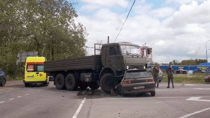 В ДТП с грузовиком в Калининграде погиб водитель легковушки