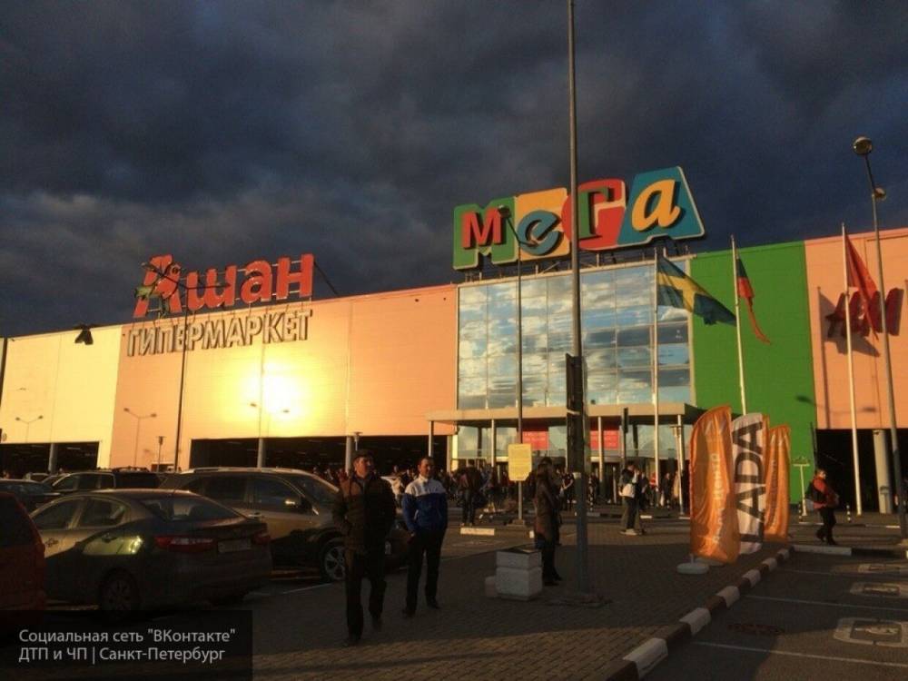 Дрозденко принял решение снова закрыть "Меги" в Ленобласти