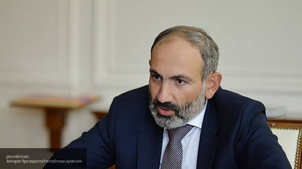 Армянский премьер-министр Пашинян назвал отношения между РФ и Арменией блестящими