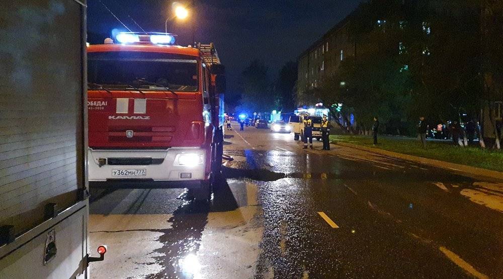 СМИ: Тело человека нашли в загоревшейся квартире на западе Москвы
