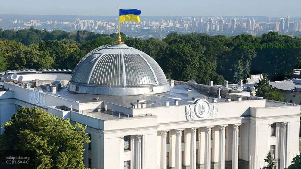 Парламент Украины отказался от попыток выставить СССР агрессором во Второй мировой войне