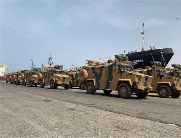 Турция не намерена приостанавливать военные поставки в Ливию