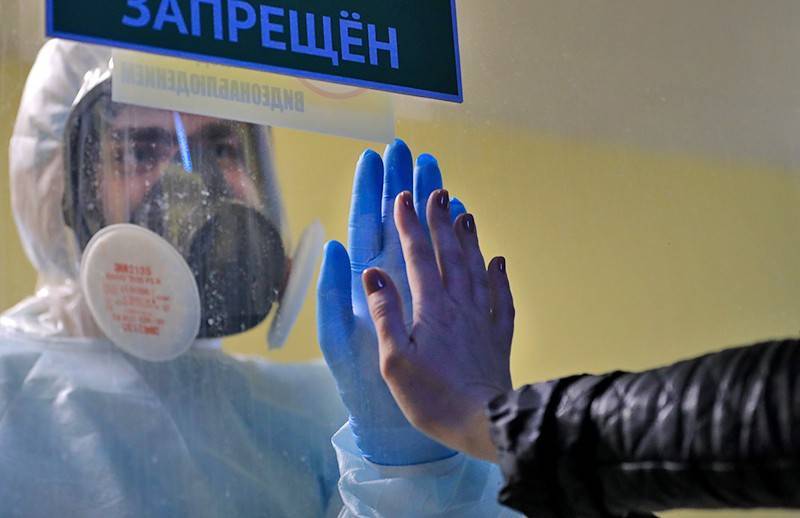 В России за сутки выявлено почти 10 тысяч больных коронавирусом