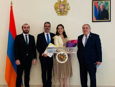 В посольстве Армении в Катаре состоялась первая свадебная церемония