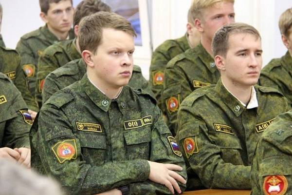 Дату военных сборов для студентов МГУ перенесут из-за коронавируса на неопределённый срок