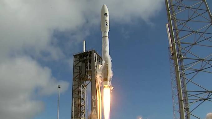 США запустили ракету Atlas 5 с секретным военным шаттлом