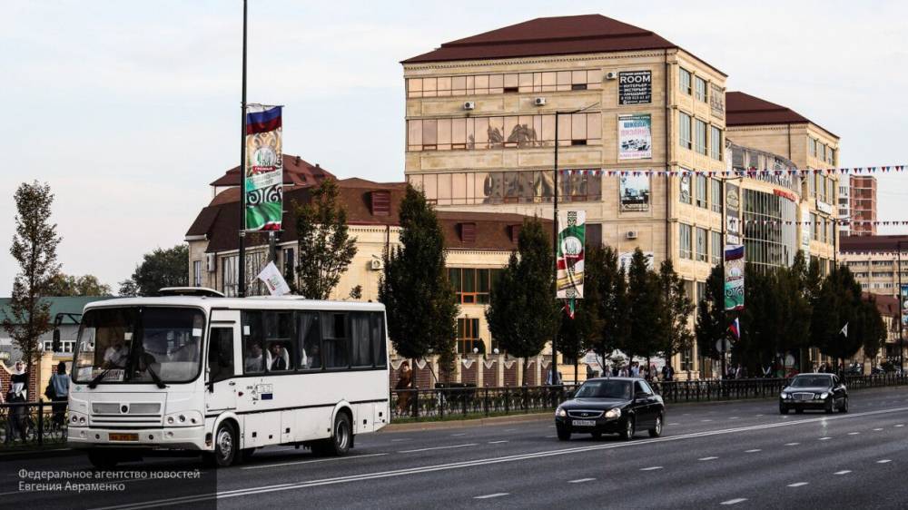 Чечня возобновляет движение общественного транспорта после приостановления из-за COVID-19