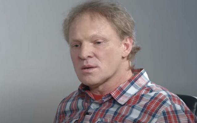 Живущий в Киеве российский юморист в интервью отказался обсуждать Крым