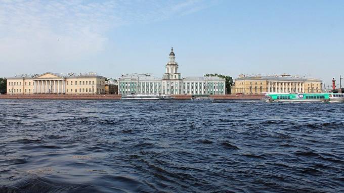 В понедельник температура воздуха в Петербурге будет ниже нормы
