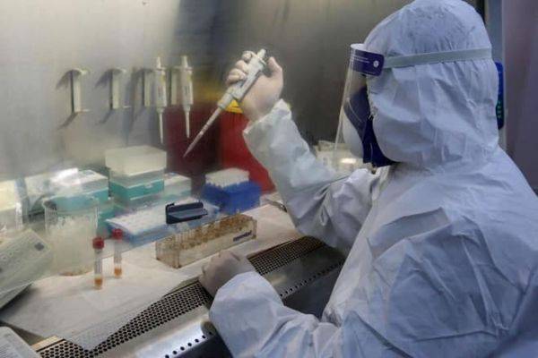 Казахстан начинает испытания собственной вакцины от коронавируса