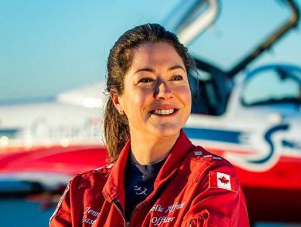 Погибла пресс-секретарь канадской пилотажной группы