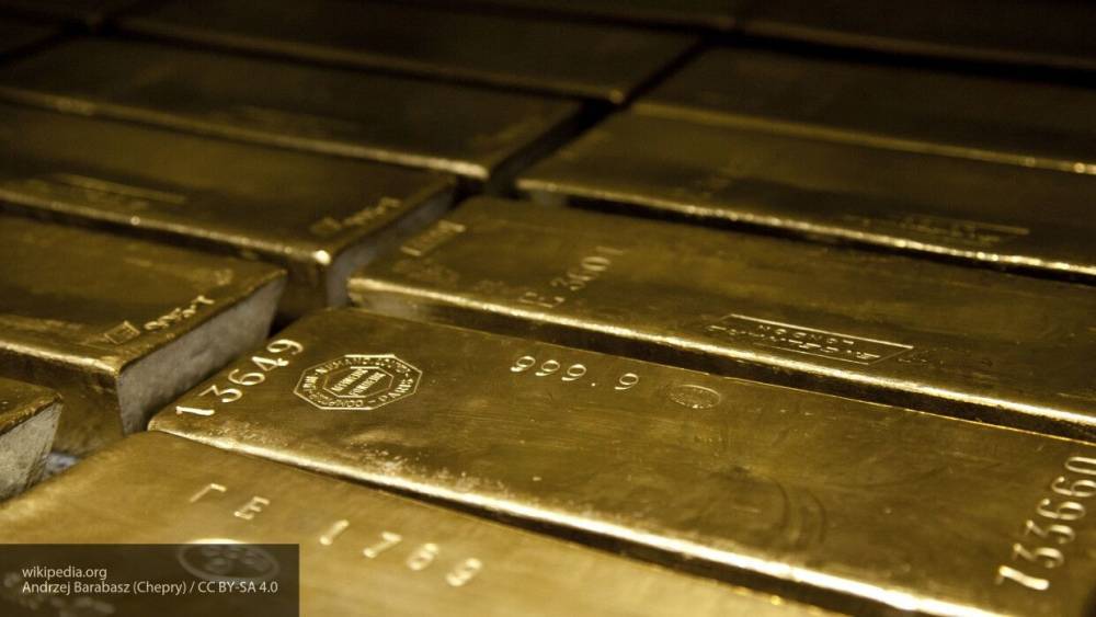 Заявления ФРС США вызвали рекордный рост стоимости золота