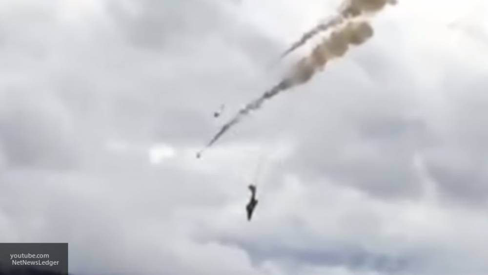 Момент крушения самолета канадских ВВС попал на видео