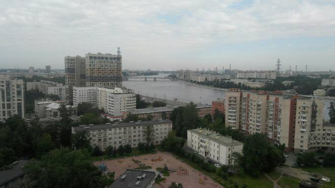 Невский район Петербурга утром частично остался без света