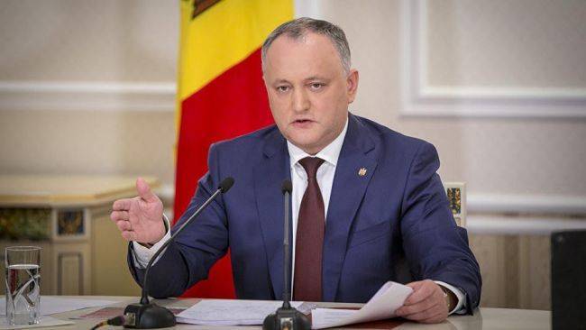 Президент Молдавии предлагает законодательно запретить политический туризм
