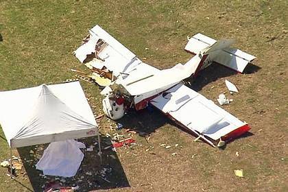 Пилот смастерил самолет и разбился на нем возле жилого дома