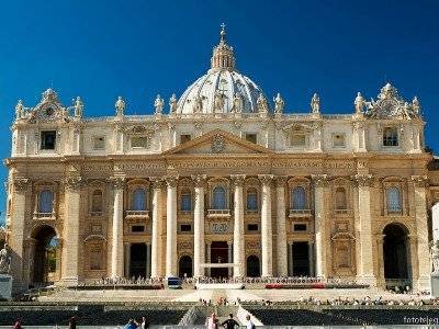 Собор Святого Петра в Ватикане открылся для верующих