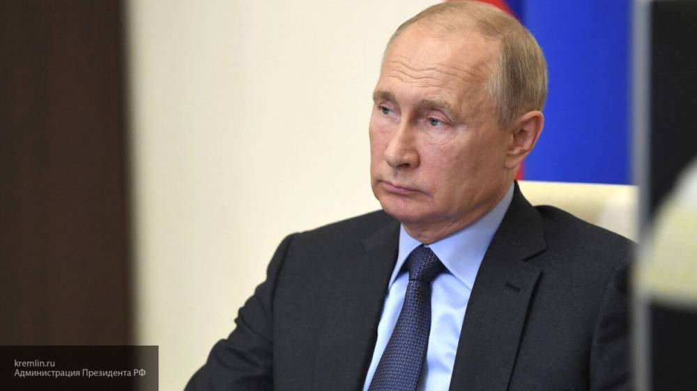 Путин заявил о сохранении опасности распространения COVID-19 в РФ