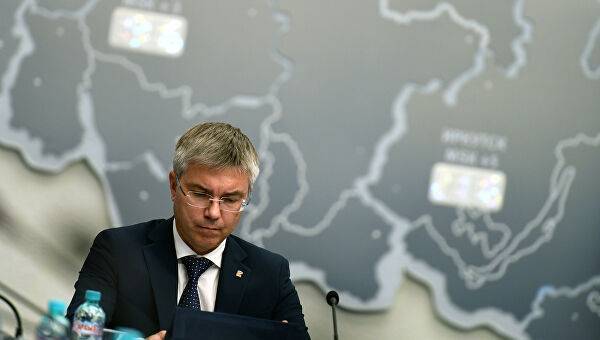Россия отреагировала на обвинения Европы в распространении «теорий заговоров»