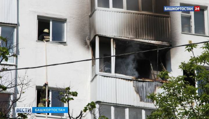 Пожар в уфимской многоэтажке: жильцы эвакуированы