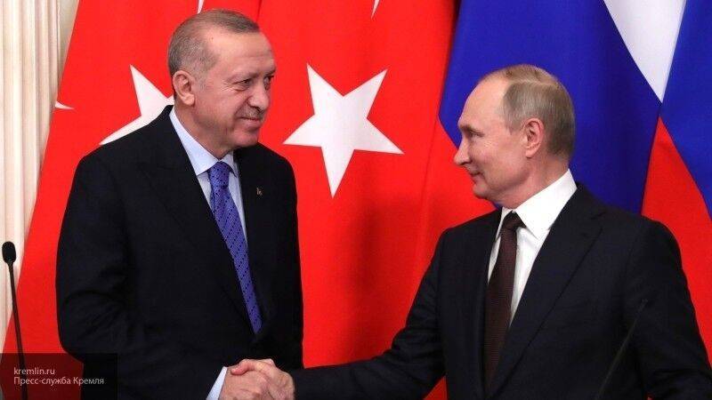 Путин и Эрдоган обсудили по телефону борьбу с COVID-19