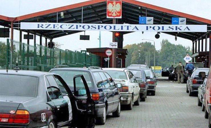 Власти Польши рассказали, при каком условии откроют границы для Беларуси