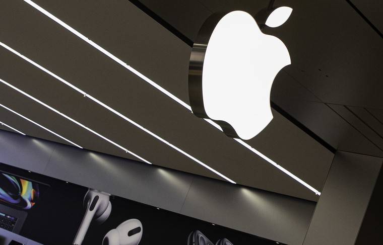 Apple обвинили в организации слежки для России и Китая