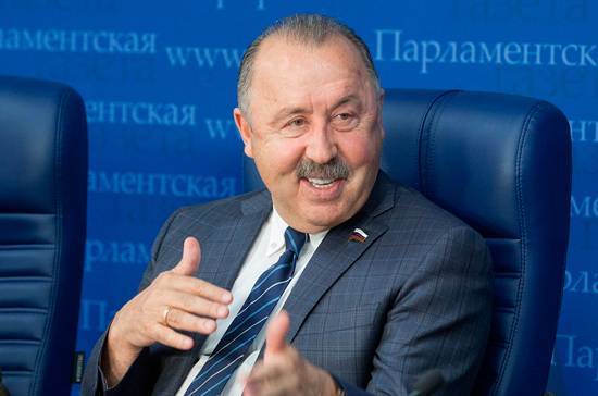 Валерий Газаев поддержал идею выдавать ваучеры за возвращенные спортивные билеты и санаторные путевки