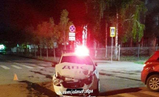 В Татарстане в ДТП с тремя автомобилями попал автомобиль ДПС