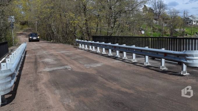 Жители Выборгского района довольны реконструкцией моста в поселке Северный