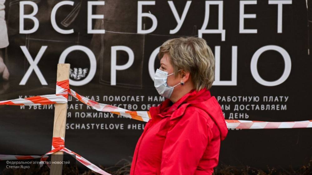 Обследование на коронавирус за сутки прошли 13 330 петербуржцев