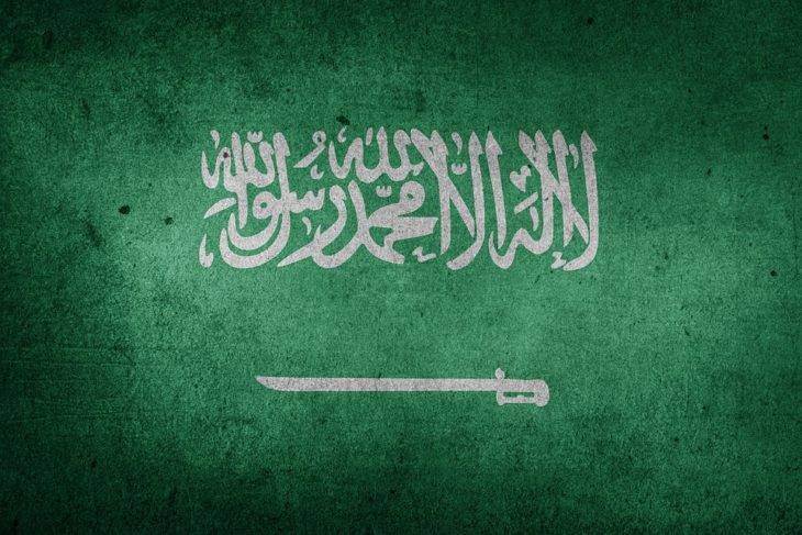 Нефтяная война, затеянная саудитами против России, ударила по самой Саудовской Аравии