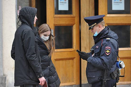 Московские власти объяснили ситуацию с уведомлениями об отмене штрафов за нарушение изоляции