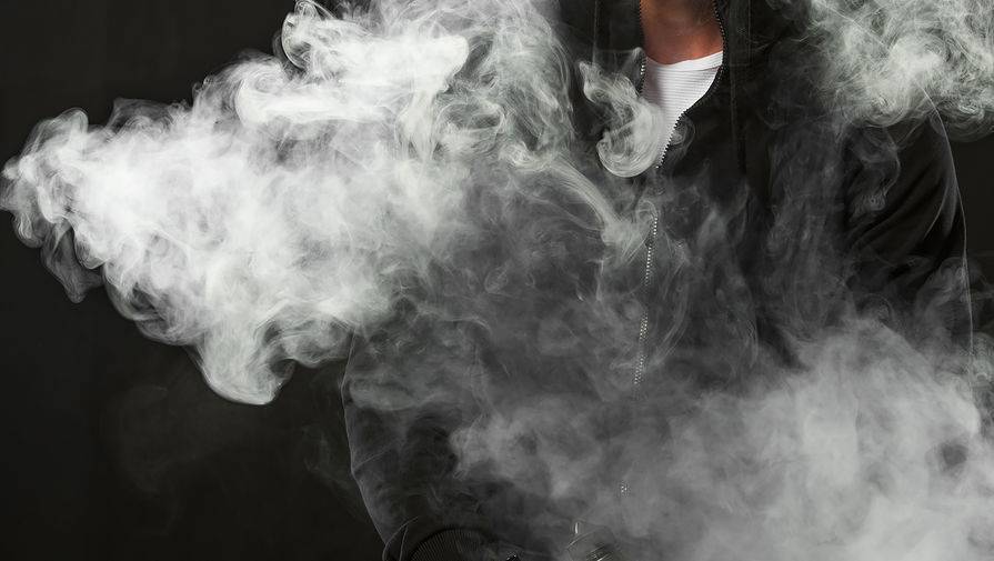 Ученые из США рассказали, почему курильщики более подвержены COVID-19