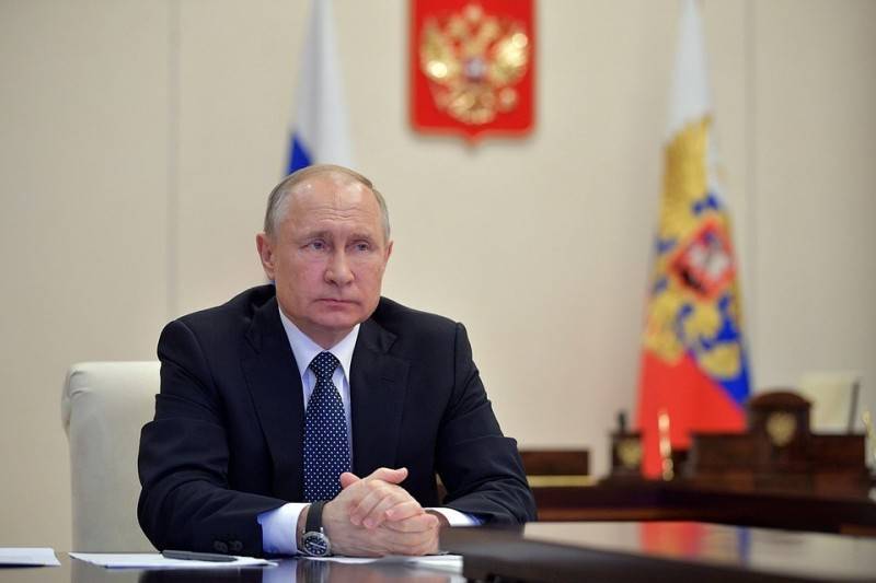 Совещание Владимира Путина по выплатам врачам 19 мая 2020: прямая онлайн-трансляция