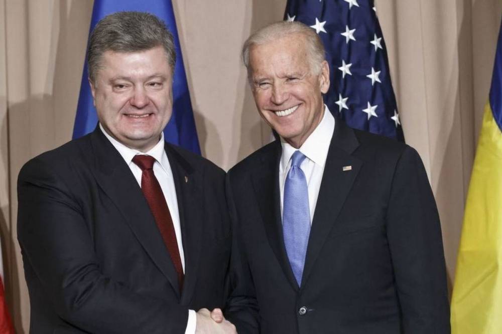 Украинский депутат опубликовал компрометирующие Байдена разговоры с Порошенко